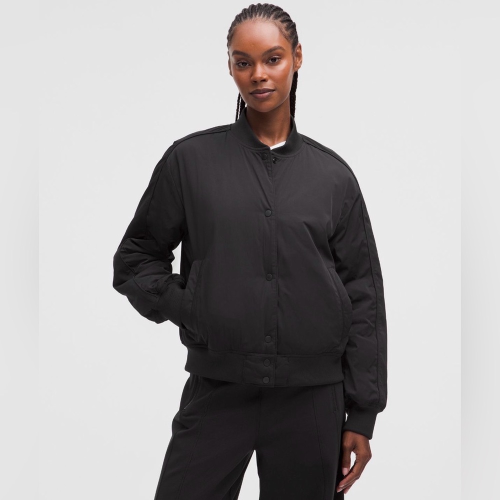 NWT lululemon Women’s Collegiate Bomber Jacket - Size Small - Black